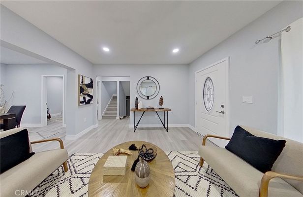 Interior, Recessed Lighting, Wood Texture Flooring
