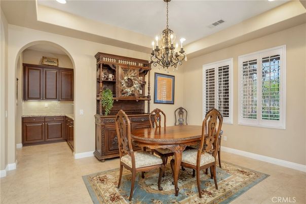 Chandelier, Dining room, Interior