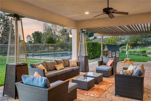 Exterior, Recessed Lighting