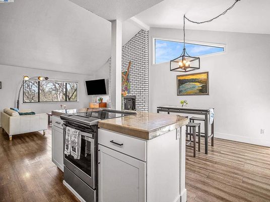 Interior, Kitchen, Living room, Pendant Lights, Wood Texture Flooring