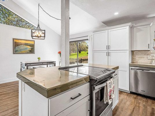 Interior, Kitchen, Pendant Lights, Recessed Lighting, Wood Texture Flooring