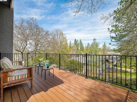 Exterior, Wood Texture Flooring