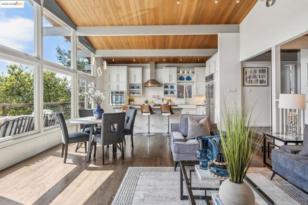 Dining room, Interior, Kitchen, Pendant Lights, Recessed Lighting, Stainless Steel Appliances, Wooden Beams, Wooden Ceilings, Wood Texture Flooring