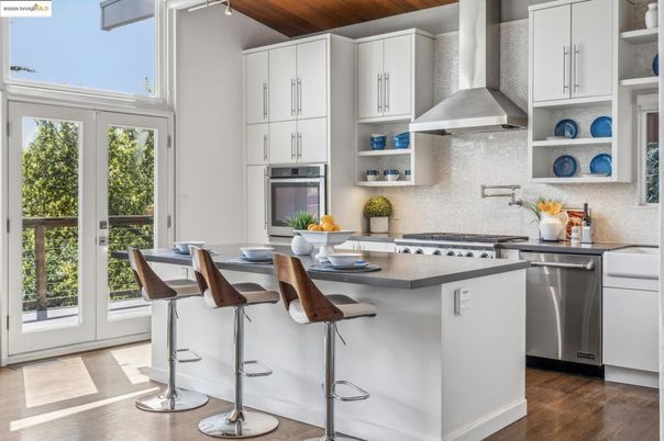 Interior, Kitchen, Stainless Steel Appliances, Wood Texture Flooring