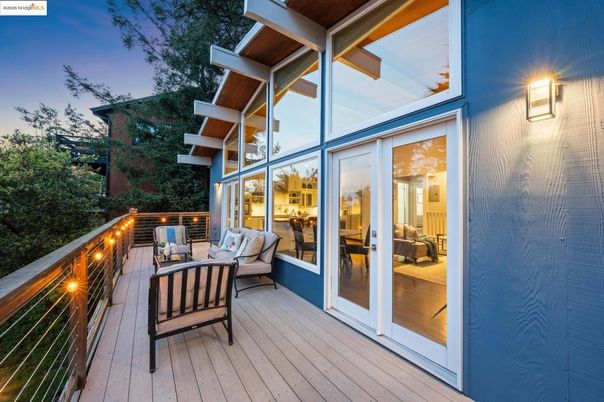 Exterior, Wood Texture Flooring