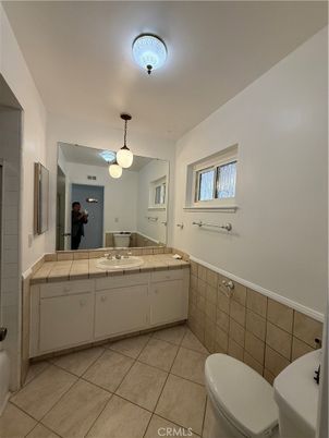 Bathroom, Interior, Tile Countertops