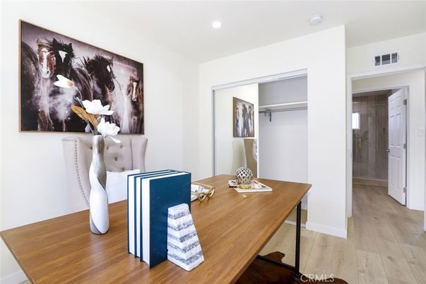 Home Office, Interior, Recessed Lighting, Wood Texture Flooring
