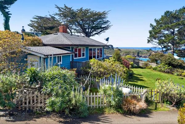 Backyard, Exterior, Water