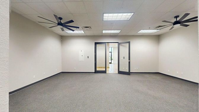 Empty room, Interior, Recessed Lighting