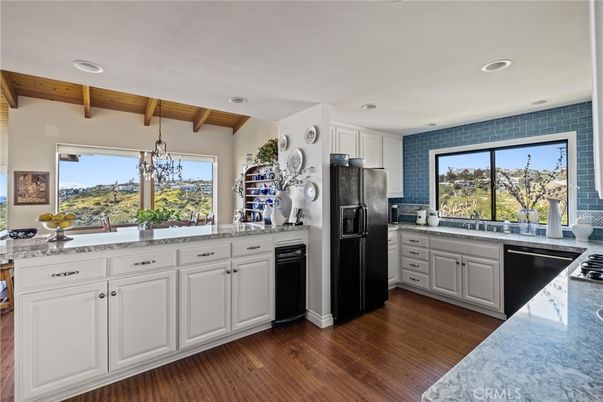 Interior, Kitchen, Recessed Lighting, Stainless Steel Appliances, Wooden Beams, Wooden Ceilings, Wood Texture Flooring