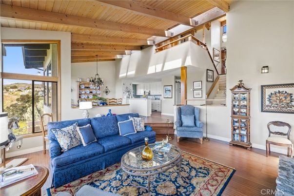 Interior, Kitchen, Living room, Pendant Lights, Wooden Beams, Wooden Ceilings, Wood Texture Flooring