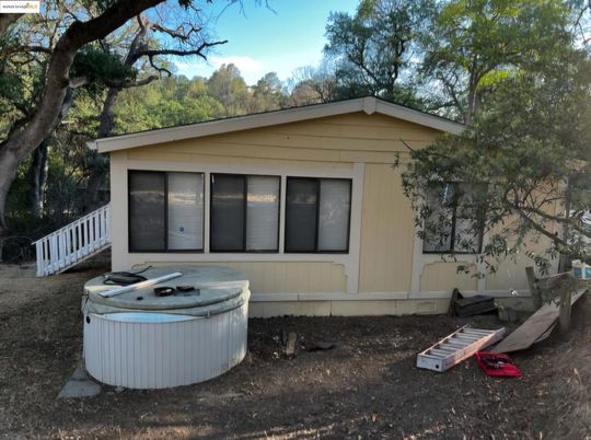 Exterior, Hot Tub