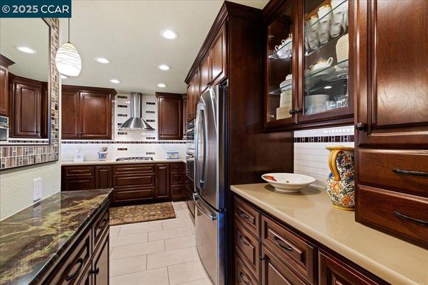 Interior, Kitchen, Pendant Lights, Recessed Lighting, Stainless Steel Appliances