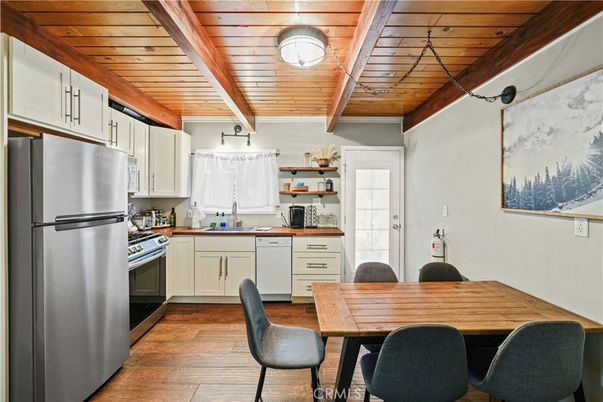 Dining room, Interior, Kitchen, Stainless Steel Appliances, Wooden Beams, Wooden Ceilings, Wood Texture Flooring