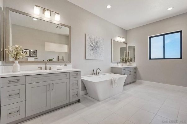 Bathroom, Dual Sink Vanities, Free Standing Baths, Interior, Recessed Lighting