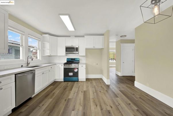 Interior, Kitchen, Stainless Steel Appliances, Wood Texture Flooring