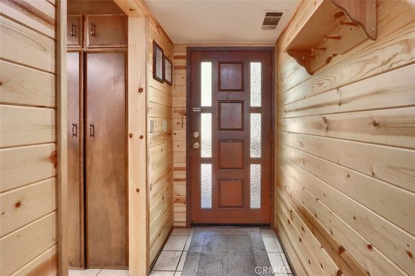 Interior, Wooden Walls