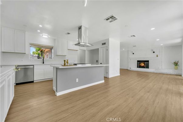 Fireplace, Interior, Kitchen, Recessed Lighting, Wood Texture Flooring