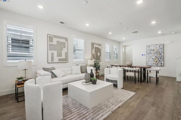 Dining room, Interior, Living room, Recessed Lighting, Wood Texture Flooring