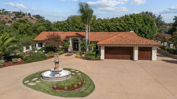 Attached, Backyard, Exterior, Facade, Mediterranean