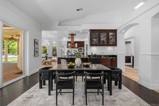Chandelier, Dining room, Interior, Kitchen, Recessed Lighting, Wood Texture Flooring
