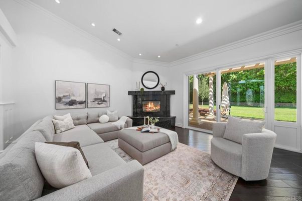 Fireplace, Interior, Living room, Recessed Lighting, Wood Texture Flooring