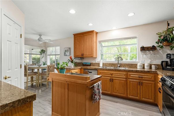 Dining room, Interior, Kitchen, Recessed Lighting, Wood Texture Flooring