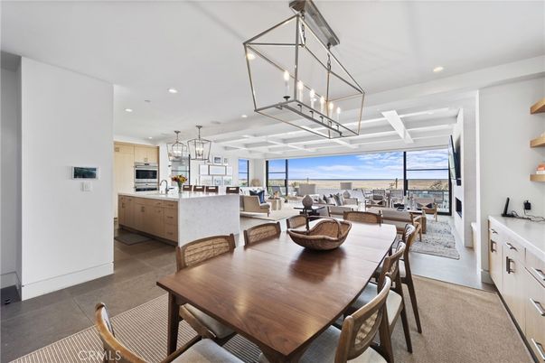Chandelier, Dining room, Interior, Kitchen, Living room, Pendant Lights, Recessed Lighting, Stainless Steel Appliances