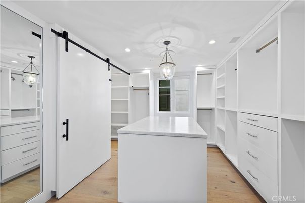 Interior, Pendant Lights, Recessed Lighting, Walk-in Closets, Wood Texture Flooring