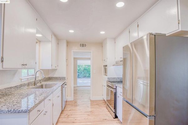 Interior, Kitchen, Recessed Lighting, Wood Texture Flooring