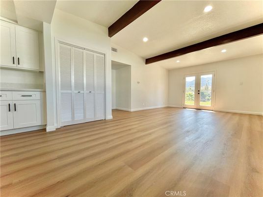 Empty room, Interior, Recessed Lighting, Wooden Beams, Wood Texture Flooring