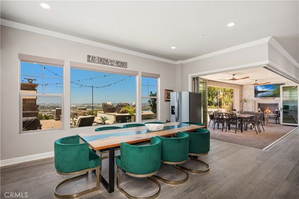 Dining room, Fireplace, Interior, Recessed Lighting, Wood Texture Flooring