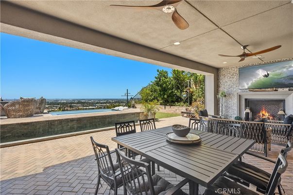Exterior, Fireplace, Pool