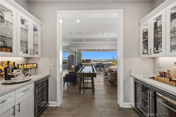 Dining room, Interior, Piano, Recessed Lighting, Wood Texture Flooring