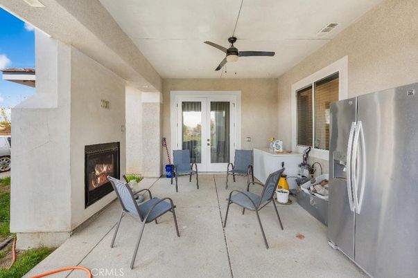 Exterior, Fireplace