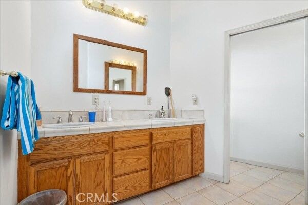 Bathroom, Dual Sink Vanities, Interior, Tile Countertops