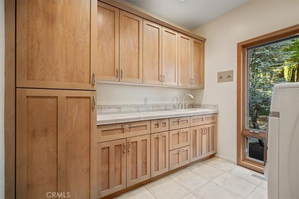 Interior, Kitchen, Tile Countertops