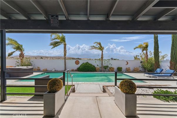 Exterior, Pool, Other