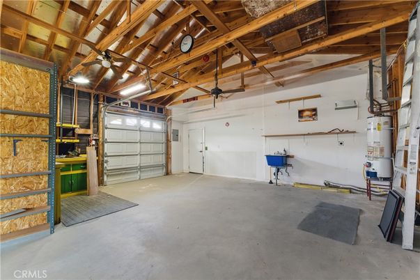 Garage, Interior, Wooden Beams, Wooden Ceilings