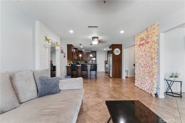 Interior, Kitchen, Living room, Pendant Lights, Recessed Lighting