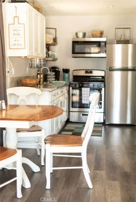 Dining room, Interior, Kitchen, Stainless Steel Appliances, Wood Texture Flooring