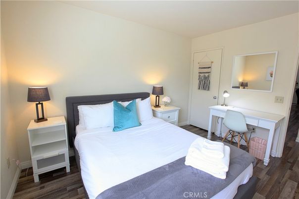 Bedroom, Home Office, Interior, Wood Texture Flooring