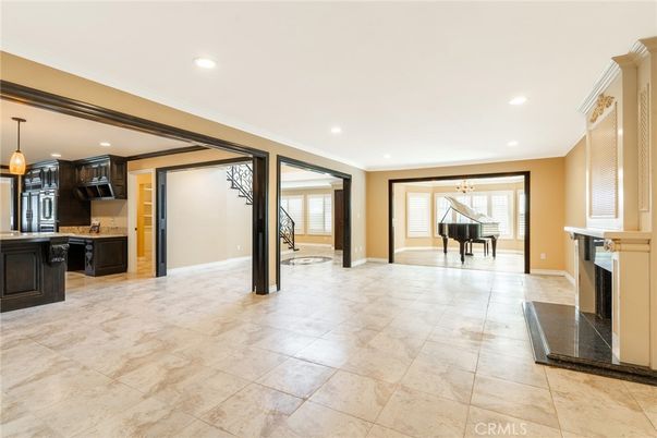 Fireplace, Interior, Kitchen, Pendant Lights, Piano, Recessed Lighting