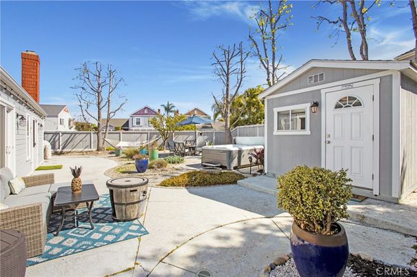 Backyard, Exterior, Hot Tub