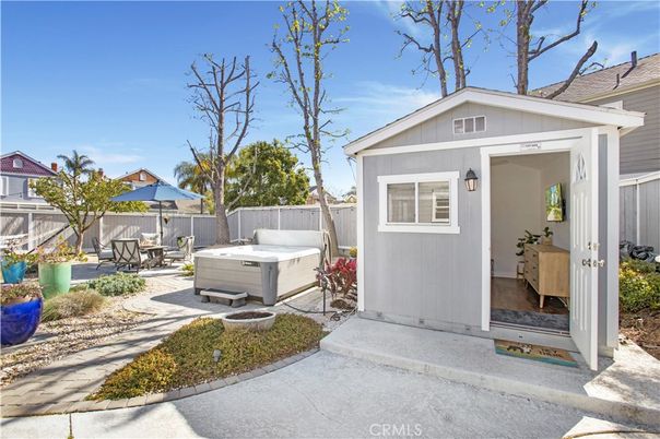 Exterior, Hot Tub