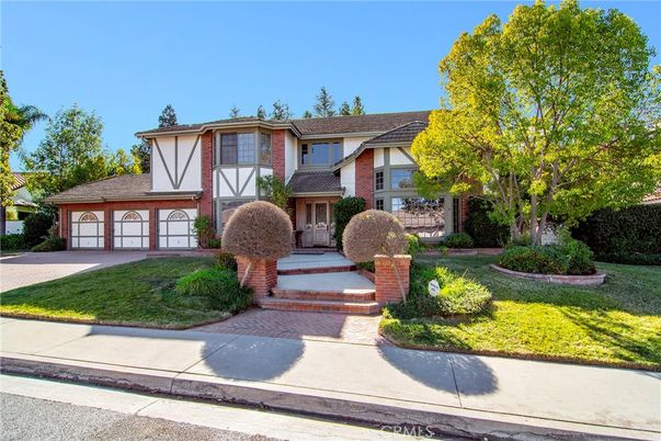 Attached, Exterior, Facade, Brick Facade, Tudor Revival