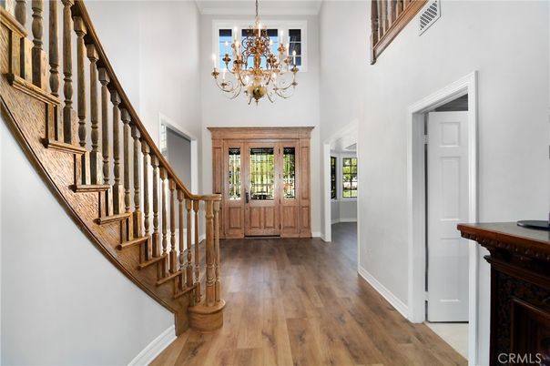 Chandelier, Interior, Wood Texture Flooring