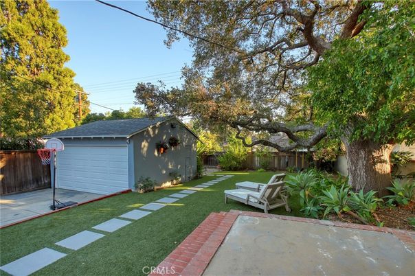 Backyard, Detached Garage, Exterior