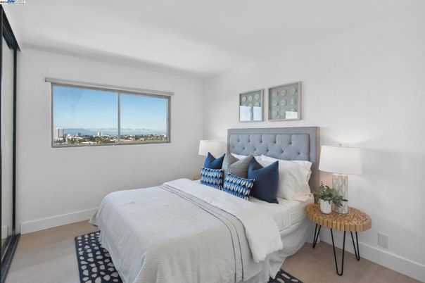 Bedroom, Interior, Water, Wood Texture Flooring