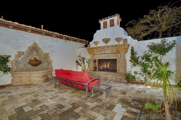 Exterior, Fireplace